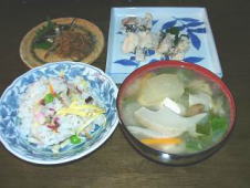 お盆の食卓